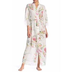 Flora Nikrooz Fiona Floral Print Robe